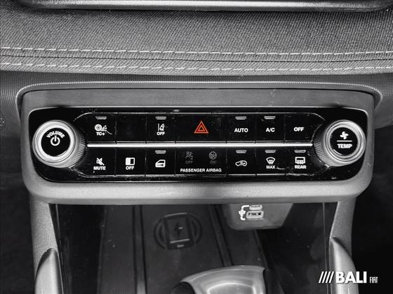 FIAT FASTBACK 1.0 TURBO 200 HYBRID AUDACE CVT FIAT FASTBACK 1.0 TURBO 200 HYBRID AUDACE CVT
